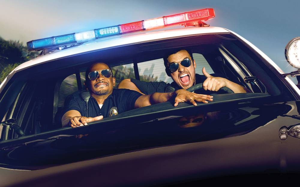 33932_Let_s_Be_Cops